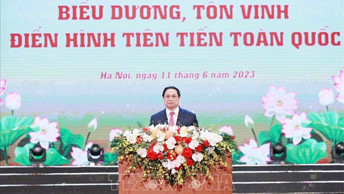 Thủ tướng Phạm Minh Chính dự Hội nghị biểu dương, tôn vinh điển hình tiên tiến toàn quốc -2