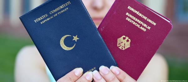 Dual citizenship in Germany set to become easier
 -0