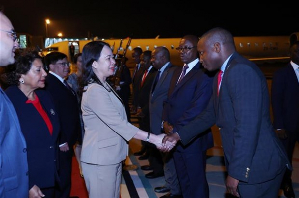 Vice President begins official visit to Mozambique -0