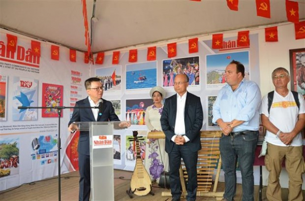 Party newspaper joins annual festival of L’Humanité -0