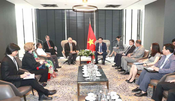 NA Chairman met with the Chairman of the Bulgaria-Vietnam Friendship Association -0