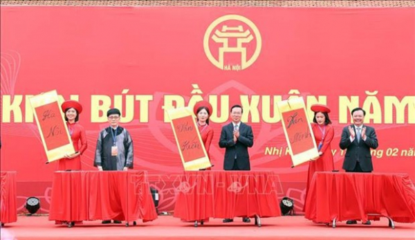 President attends pen-brush opening ceremony at Nguyễn Trãi memorial site -0