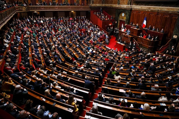 France's parliament officially approves law to enshrine abortion rights in the constitution

 -0