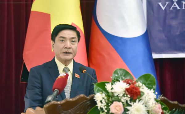 Vietnamese, Lao National Assemblies step up cooperation -0