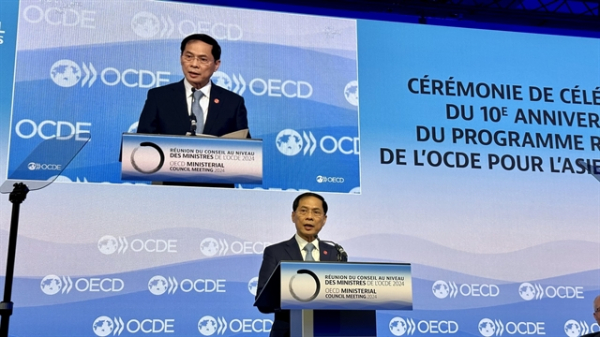 Foreign minister addresses first plenary session of OECD Ministerial Council Meeting 2024 -0