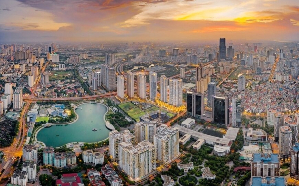 ADB raises growth forecast for Vietnam to 6.2% this year -0