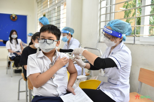 Hơn 150.000 trẻ từ 5 đến dưới 12 tuổi ở Hà Nội đã tiêm vaccine Covid-19 -0
