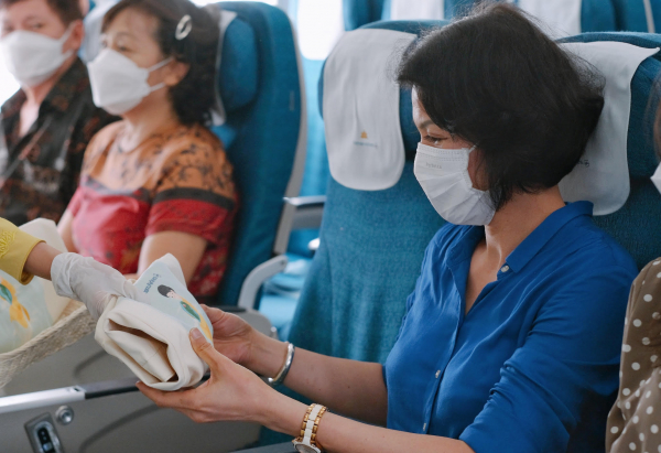 Vietnam Airlines cùng 15 hãng hàng không quốc tế tham gia “thử thách” phát triển bền vững -0