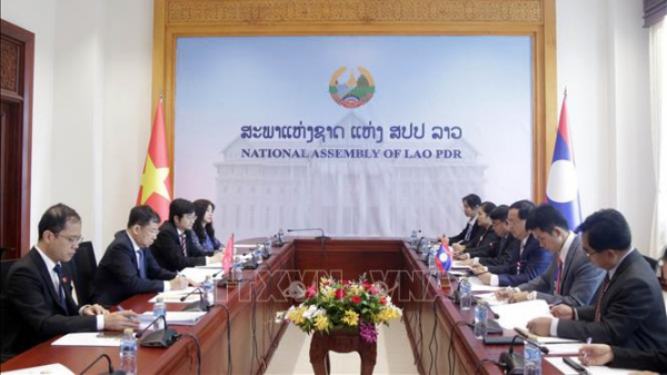 Chủ nhiệm Ủy ban Đối ngoại Vũ Hải Hà hội đàm với Chủ nhiệm Ủy ban Đối ngoại Quốc hội Lào -0