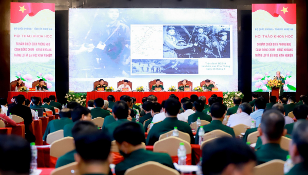 Hội thảo “50 năm chiến dịch phòng ngự Cánh Đồng Chum - Xiêng Khoảng thắng lợi và bài học kinh nghiệm” -0