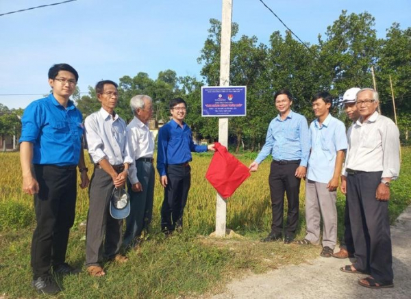 “Ánh sáng nông thôn mới” được PC Thừa Thiên Huế đưa vào hoạt động tại xã Vinh Mỹ
