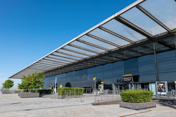 Vietnam Airlines khai thác trở lại nhà ga T4 sân bay London Heathrow -0