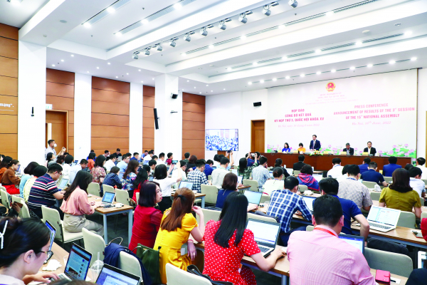 Toàn cảnh Họp báo Công bố kết quả Kỳ họp thứ Ba, Quốc hội Khóa XV	Ảnh: Quang Khánh