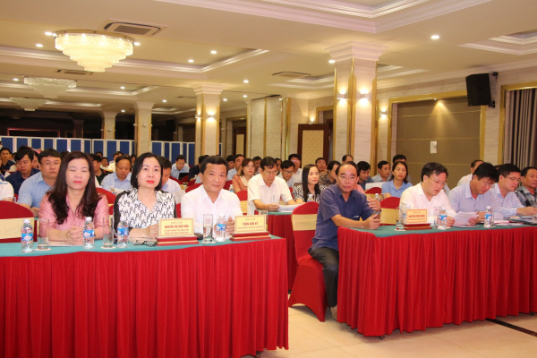 Trang bị kỹ năng cho gần 500 đại biểu HĐND các cấp ở Hà Tĩnh -0