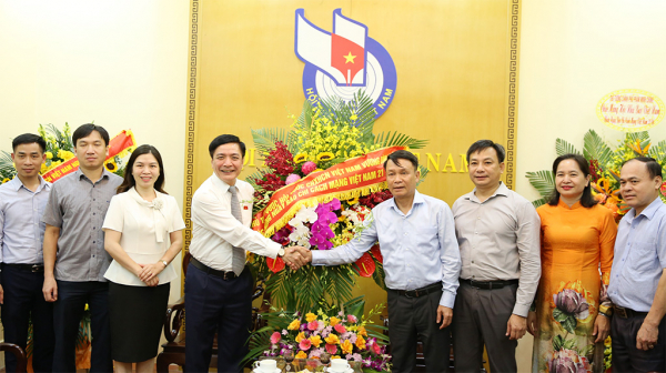 Tổng Thư ký Quốc hội, Chủ nhiệm Văn phòng Quốc hội Bùi Văn Cường thăm, chúc mừng Hội Nhà báo Việt Nam -0
