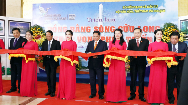 Thủ tướng Phạm Minh Chính chủ trì Hội nghị công bố quy hoạch và xúc tiến đầu tư vùng đồng bằng sông Cửu Long -2