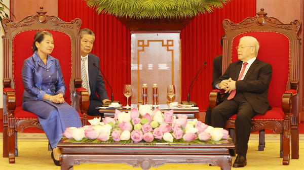 Tổng Bí thư Nguyễn Phú Trọng tiếp Đoàn đại biểu cấp cao Vương quốc Campuchia