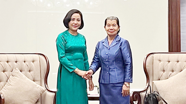 Trưởng Ban Công tác đại biểu Nguyễn Thị Thanh tiếp Phó Thủ tướng Campuchia
