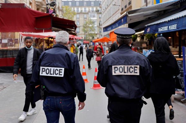 ,Luật pháp của Pháp bảo vệ công chức không bị xúc phạm khi đang thi hành nhiệm vụ