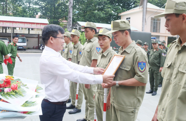 Bình Dương: Ra mắt Đội cơ động xử lý sự cố giao thông huyện Phú Giáo -0