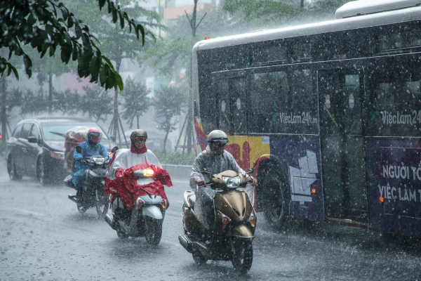 Dự báo thời tiết ngày 6.8: Nhiều khu vực trong cả nước có mưa vừa, mưa to -0