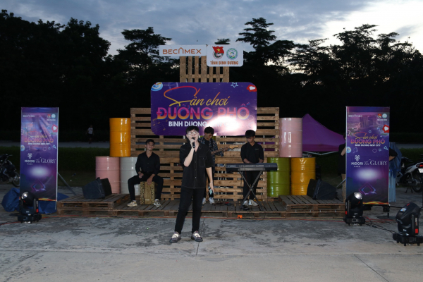 Bình Dương: Sân chơi đường phố - điểm hẹn âm nhạc ngoài trời dành cho giới trẻ -2