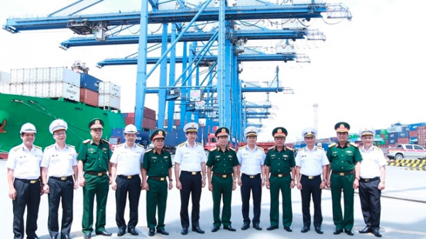 Thượng tướng Nguyễn Tân Cương thăm và làm việc với Tổng công ty Tân Cảng Sài Gòn -0
