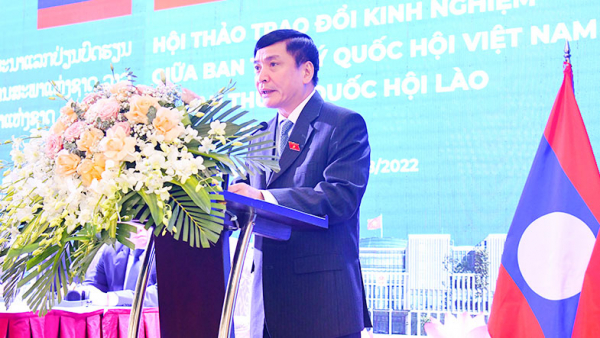 Thắt chặt hơn nữa tình đoàn kết đặc biệt, thủy chung, son sắt, vững bền giữa Quốc hội và cơ quan giúp việc của Quốc hội Việt Nam - Lào -0
