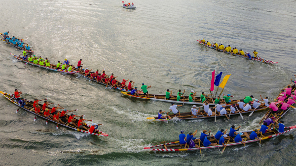 Hấp dẫn giải đua ghe Truyền thống lần thứ 33 trên sông Hương -3