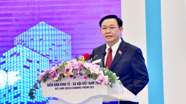 Chủ tịch Quốc hội Vương Đình Huệ: Diễn đàn khẳng định mạnh mẽ thông điệp nhất quán về kiên định ổn định nền tảng kinh tế vĩ mô -2