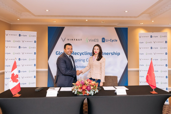 VinES và Li-Cycle công bố hợp tác tái chế pin toàn cầu  -0