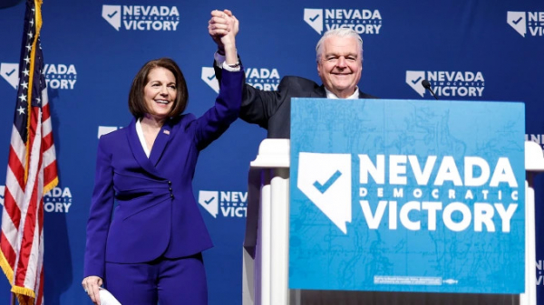 hượng nghị sĩ Catherine Cortez Masto giữ được ghế tại bang Nevada trước đối thủ Adam Laxalt của Cộng hòa - Nguồn Getty Image
