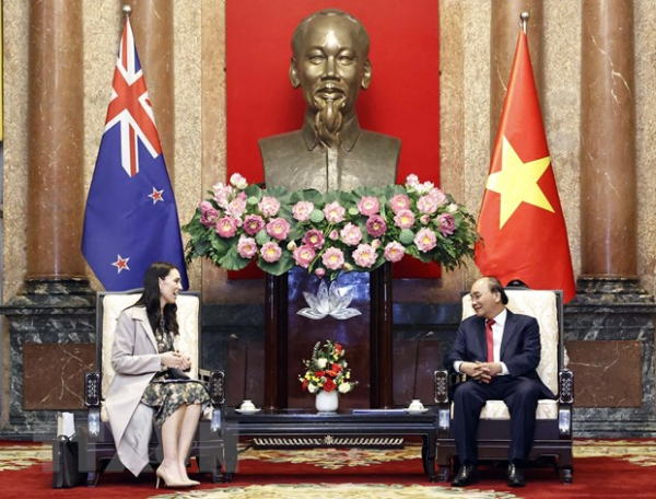 Chủ tịch Nước Nguyễn Xuân Phúc tiếp Thủ tướng New Zealand Jacinda Ardern -0