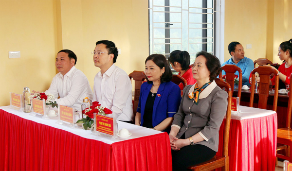 Bộ trưởng Bộ Nội vụ Phạm Thị Thanh Trà tiếp xúc cử tri huyện Yên Bình, Yên Bái
