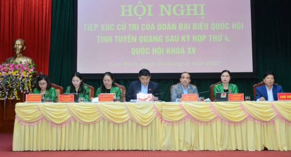 Đoàn ĐBQH tỉnh Tuyên Quang tiếp xúc cử tri huyện Lâm Bình -0