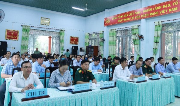 Thượng tướng Nguyễn Tân Cương tiếp xúc cử tri tại xã Đất Cuốc, huyện Bắc Tân Uyên -0