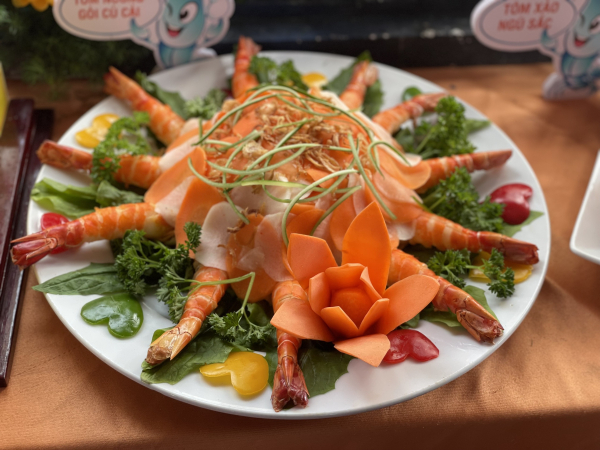 Bạc Liêu: xác lập kỷ lục Việt Nam về 122 món ăn được chế biến từ tôm và muối  -0