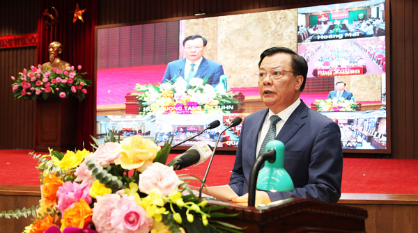 Bí thư Thành ủy Hà Nội Đinh Tiến Dũng đối thoại với đại biểu phụ nữ Thủ đô -0