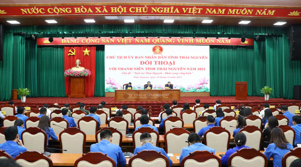 Chủ tịch UBND tỉnh Trịnh Việt Hùng đối thoại với thanh niên tỉnh Thái Nguyên -0