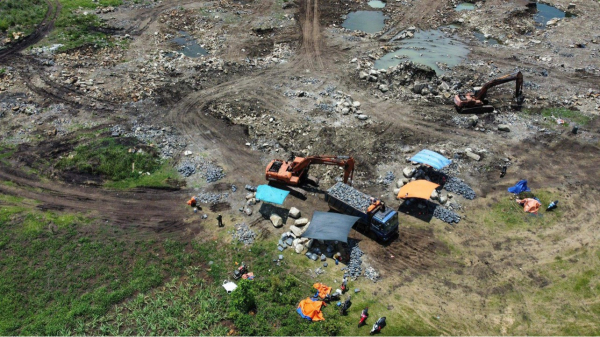 Gia Lai : Nhiều mỏ khoáng sản chưa lắp đặt trạm cân, camera giám sát -0