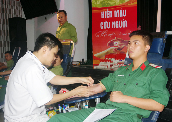 Bộ CHQS tỉnh Thừa Thiên Huế: Hiến máu tình nguyện “Vì nước, vì dân” -0