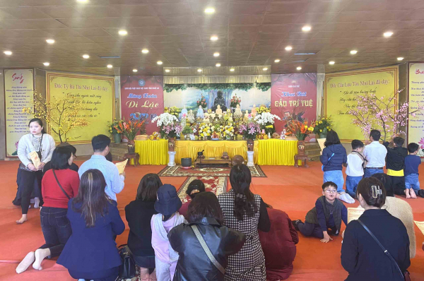 Nét đẹp tâm linh của ngôi chùa duy nhất Việt Nam thờ Phật Bà Đại Tuệ  -0