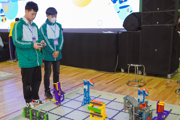 Gần 160 đội tham gia Cuộc thi Robotics toàn quốc -0