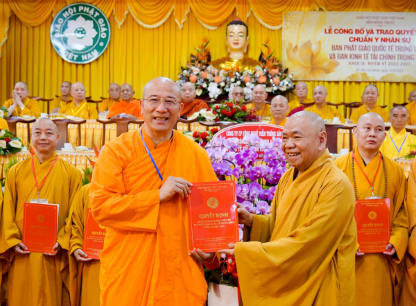 Giáo hội Phật giáo Việt Nam công bố nhân sự Ban Phật giáo Quốc tế và Ban Kinh tế - Tài chính Trung ương nhiệm kỳ 2022 - 2027 -1