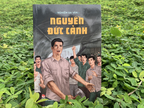 Ra mắt sách về người cộng sản kiên trung Nguyễn Đức Cảnh -0