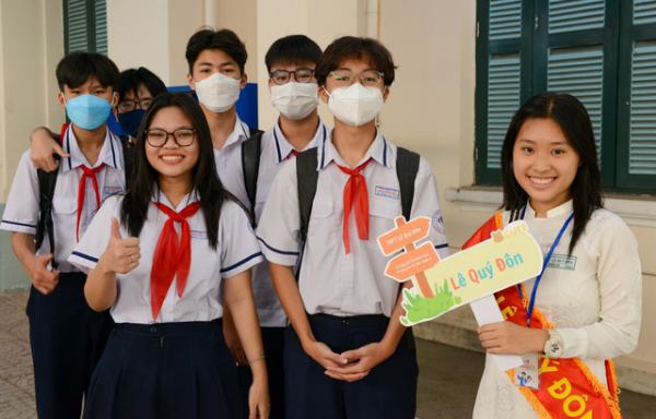 TP. Hồ Chí Minh: Công bố mức học phí của 242 trường tuyển sinh lớp 10  -0
