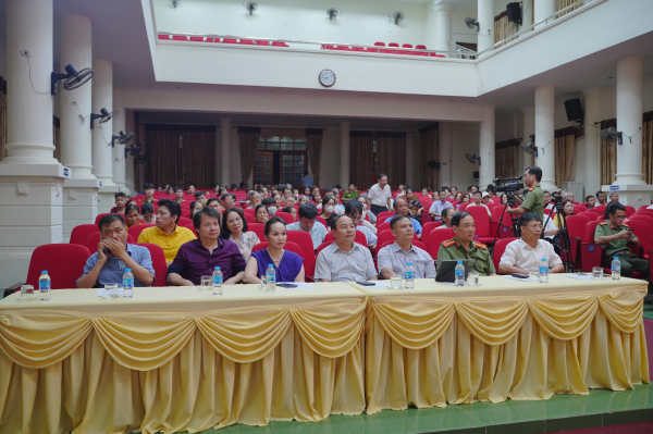 Công an huyện Tứ Kỳ, Hải Dương: Tổ chức tư vấn cấp phát thuốc miễn phí -1