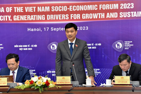 Họp báo về Diễn đàn Kinh tế - Xã hội Việt Nam năm 2023 -0