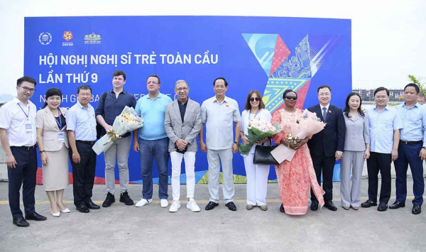Đoàn đại biểu dự Hội nghị Nghị sĩ trẻ toàn cầu lần thứ 9 thăm tỉnh Quảng Ninh -0
