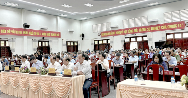 Phó Chủ tịch Thường trực Quốc hội Trần Thanh Mẫn tiếp xúc cử tri tại huyện Châu Thành A,  Hậu Giang -0